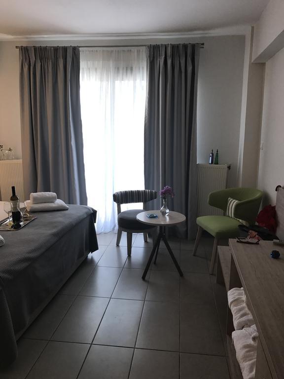 Lion Apartment Port Salonic Exterior foto