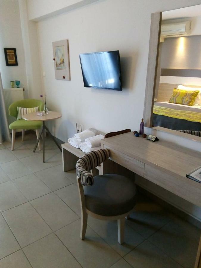 Lion Apartment Port Salonic Exterior foto